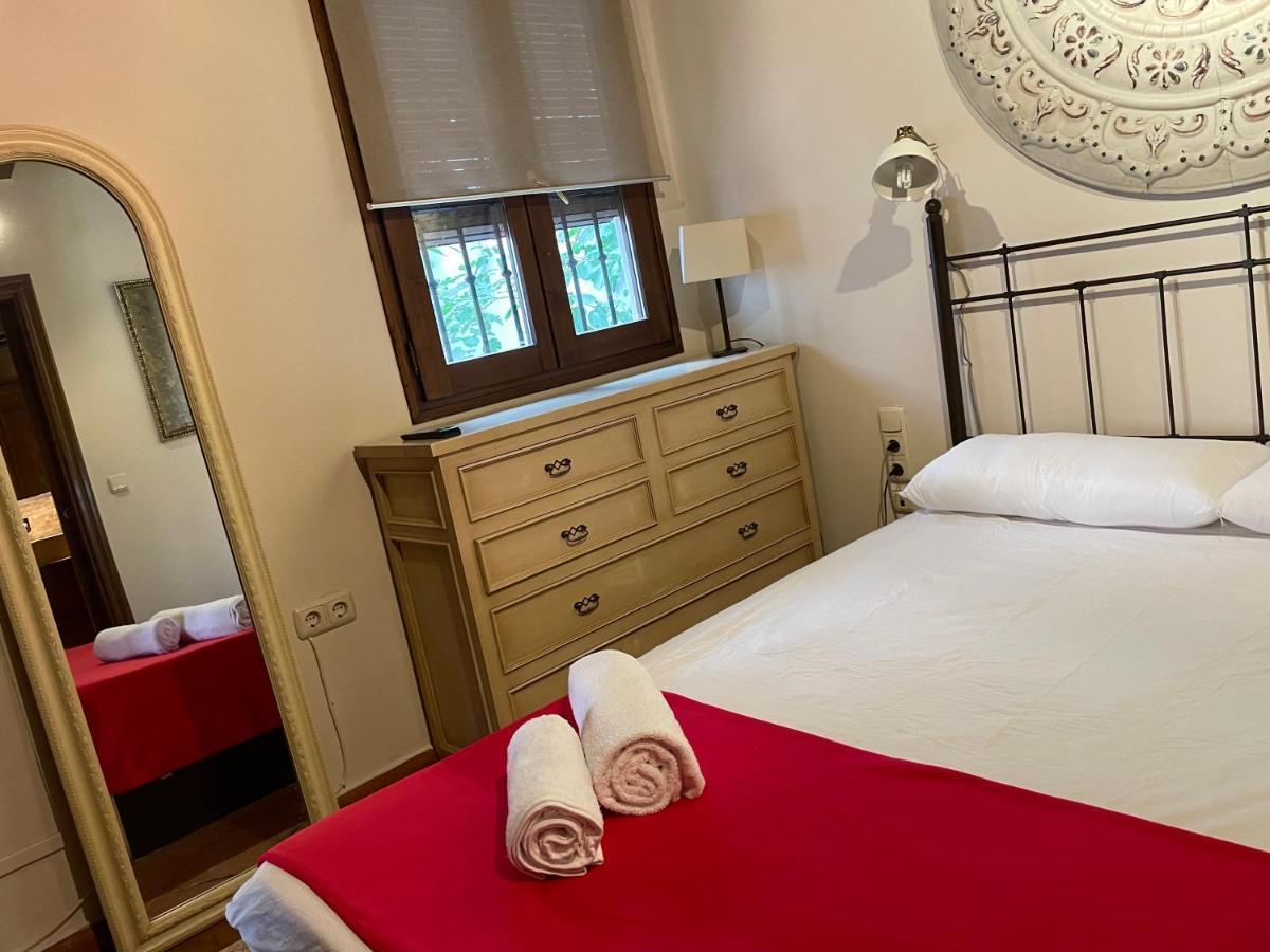Sleep In Historic Puerta Elvira Apartman Granada Kültér fotó